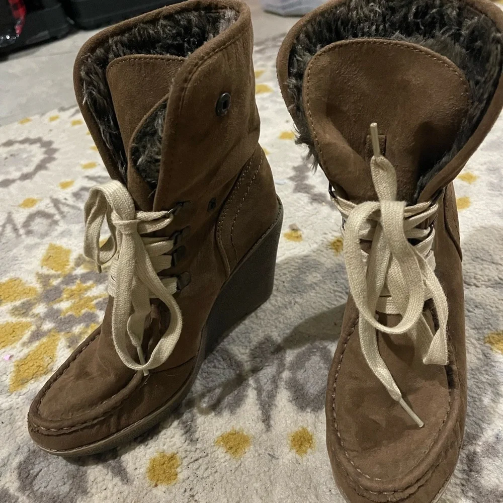 Booties - Picture 3 of 4